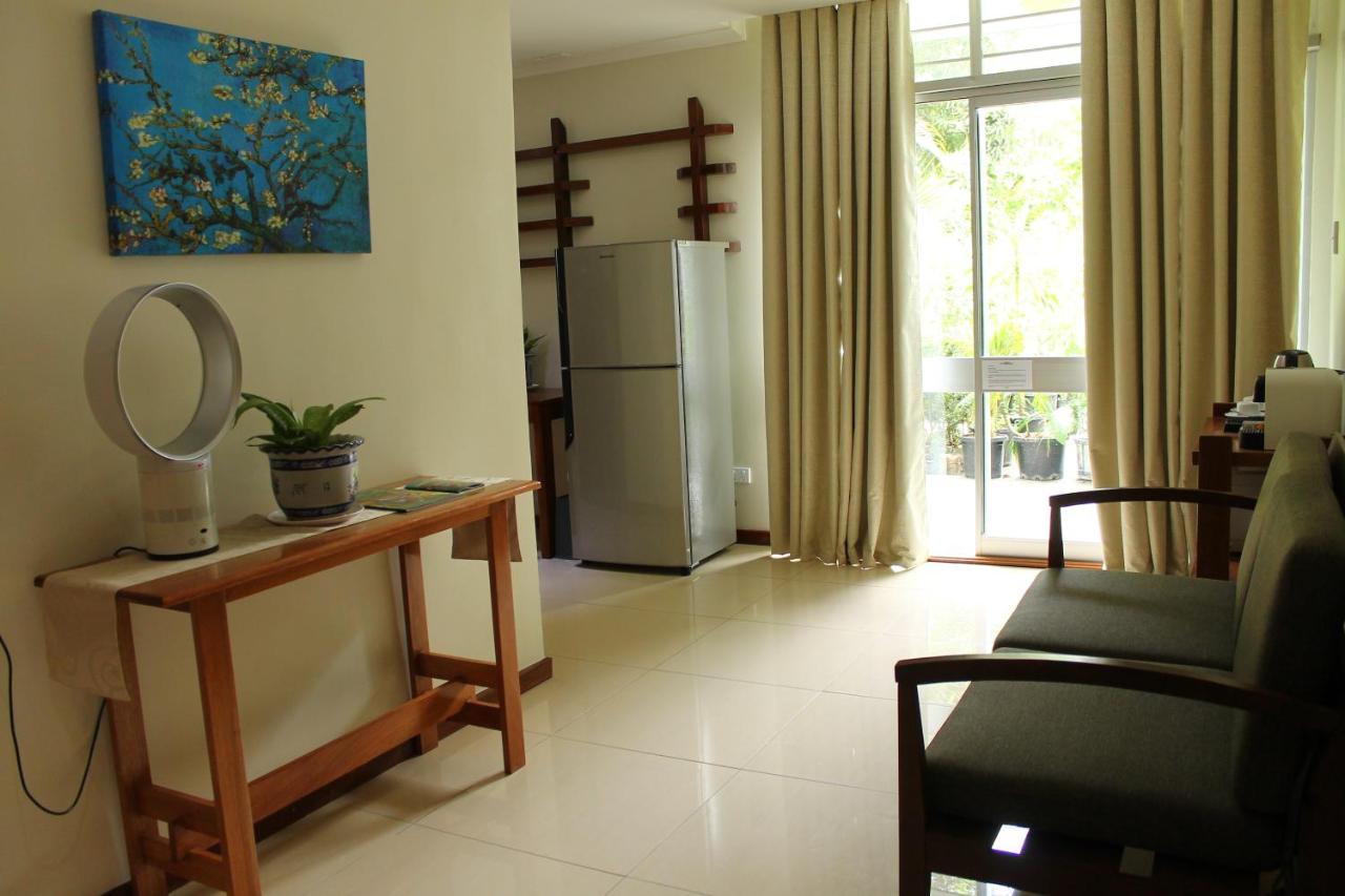 The Sanctuary Hotel Resort Spa Port Moresby Extérieur photo