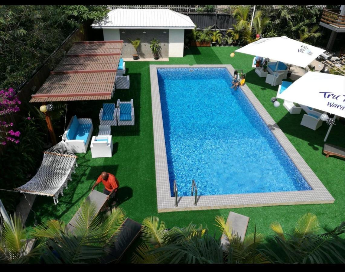 The Sanctuary Hotel Resort Spa Port Moresby Extérieur photo